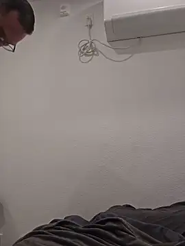 Iliketocooksquirt25 online show from 15, 5, 2026