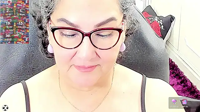 Snapshot of cataleya_mom chatting on 25, 6, 2026 cataleya mom online show from 25, 6, 2026