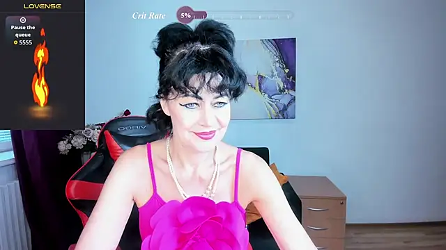 Silvia Wallec online show from 27, 6, 2026