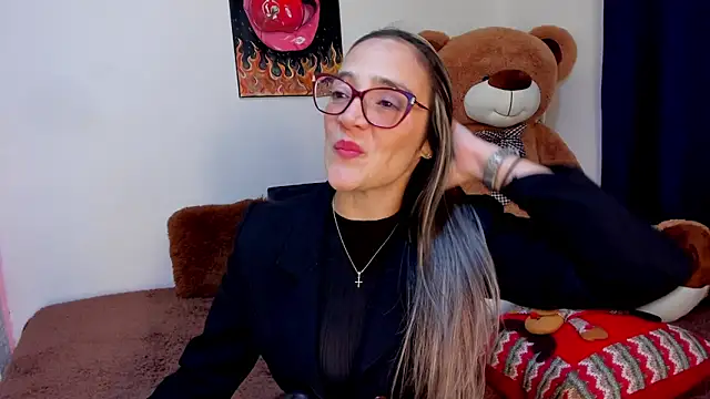 Jessica Herrera  online show from 18, 12, 2024