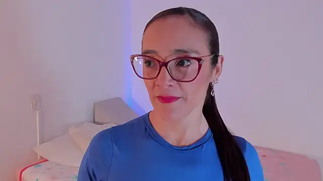 Jessica Herrera  online show from 5, 6, 2026