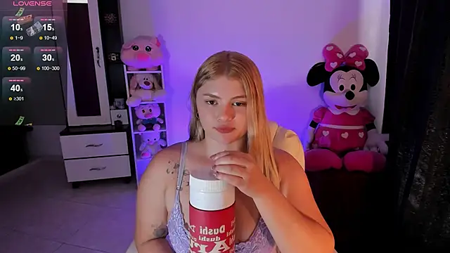 chloejones   online show from 21, 2, 2025