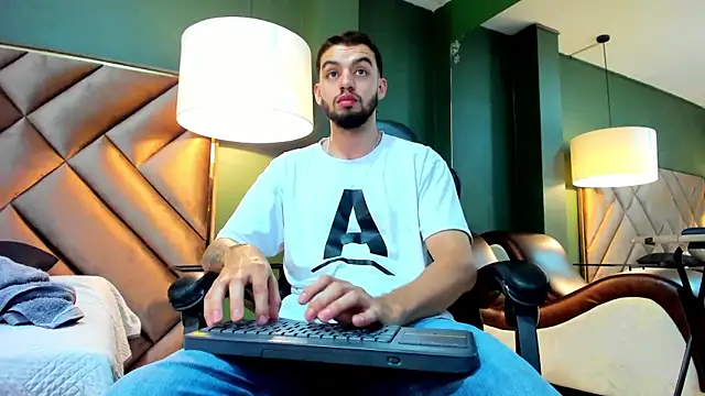 Michael magno online show from 16, 10, 2025