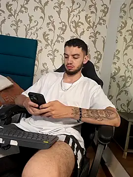 Snapshot of Michael_magno chatting on 17, 3, 2026 Michael magno online show from 17, 3, 2026