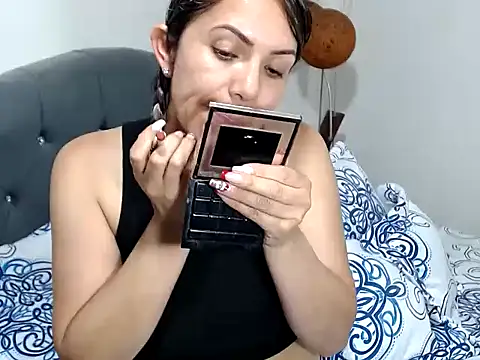 Chantal hott online show from 29, 12, 2024