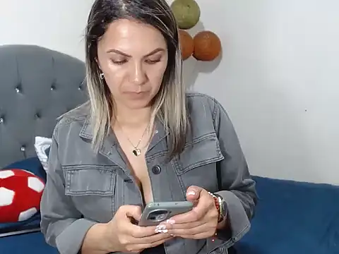 Chantal hott online show from 15, 3, 2025