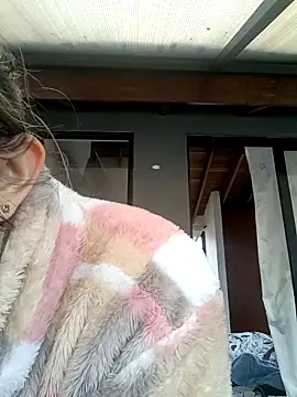 Chantal hott online show from 28, 10, 2025