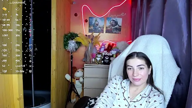 Fiery Brunette  online show from 11, 1, 2026