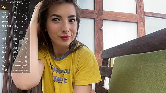Fiery Brunette  online show from 24, 7, 2026