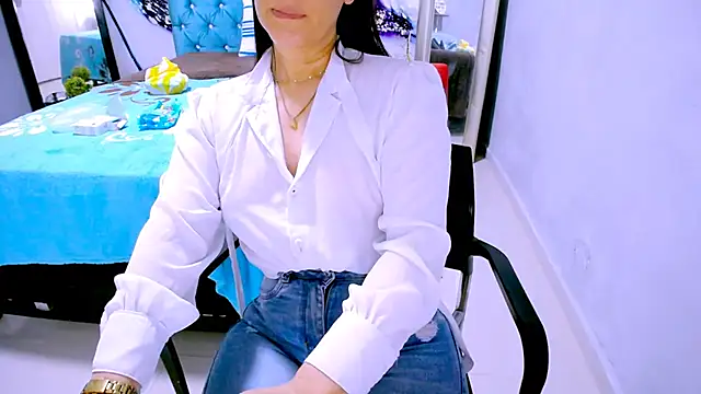 Snapshot of BitterMomXxx chatting on 9, 2, 2026 BitterMomXxx online show from 9, 2, 2026