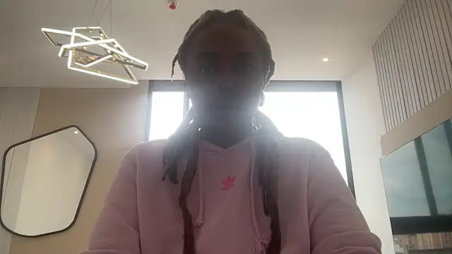 Snapshot of ChocolateCakeQueen chatting on 17, 1, 2025 ChocolateCakeQueen online show from 17, 1, 2025
