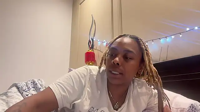 Snapshot of ChocolateCakeQueen chatting on 16, 3, 2025 ChocolateCakeQueen online show from 16, 3, 2025