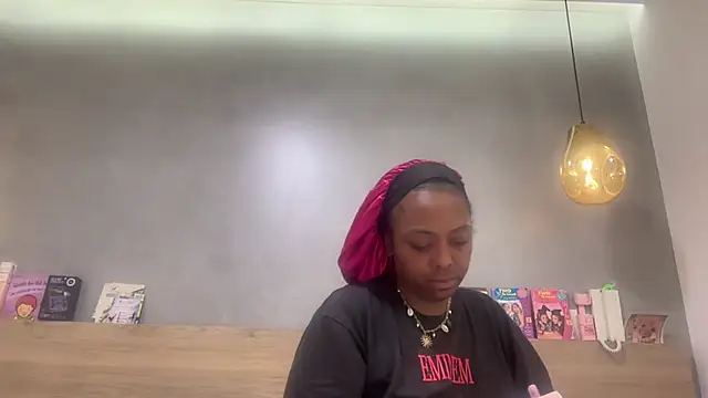 ChocolateCakeQueen online show from 8, 6, 2026