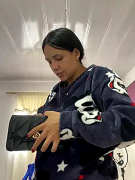 hannahb-e online show from 1, 12, 2025