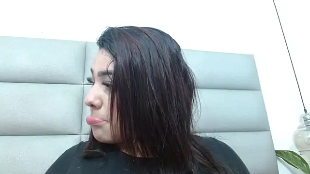 emily brontee  online show from 4, 10, 2025