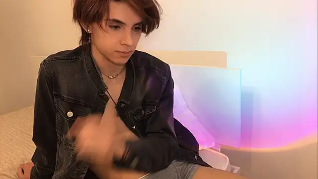 Snapshot of k0sta_ chatting on 13, 12, 2024 k0sta online show from 13, 12, 2024