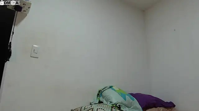 Snapshot of AlinaWoolf_ chatting on 23, 11, 2025 AlinaWoolf online show from 23, 11, 2025