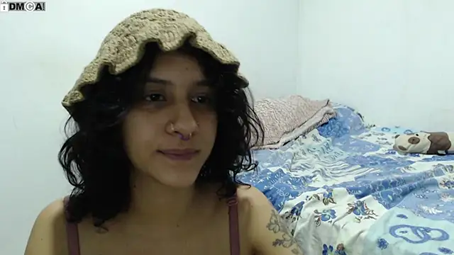 Snapshot of AlinaWoolf_ chatting on 2, 3, 2026 AlinaWoolf online show from 2, 3, 2026