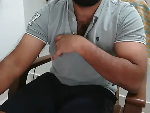 Snapshot of Tamil_Boy28 chatting on 24, 2, 2025 Tamil Boy28 online show from 24, 2, 2025