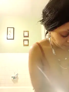 Snapshot of mariah2299 chatting on 26, 1, 2025 mariah2299 online show from 26, 1, 2025