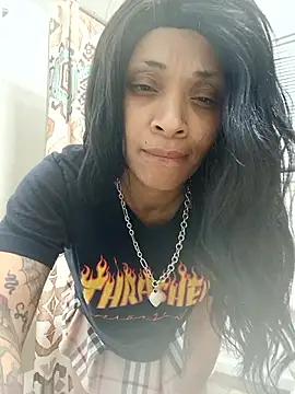 Snapshot of mariah2299 chatting on 20, 10, 2025 mariah2299 online show from 20, 10, 2025