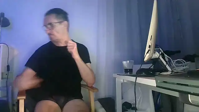 Snapshot of francky-libertin chatting on 18, 1, 2025 francky-libertin online show from 18, 1, 2025