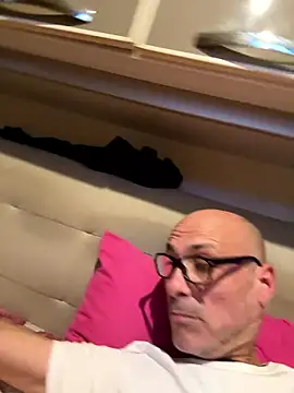 Snapshot of gigetto1977 chatting on 6, 1, 2026 gigetto1977 online show from 6, 1, 2026