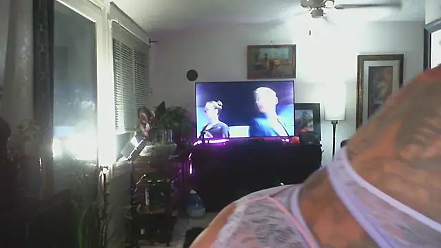 CeceilaMoon online show from 25, 2, 2026