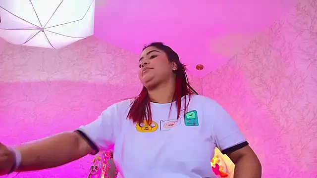 NicolleTaylor online show from 28, 2, 2026