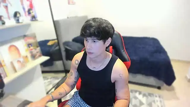 Snapshot of JayHotxxx chatting on 27, 1, 2025 JayHotxxx online show from 27, 1, 2025