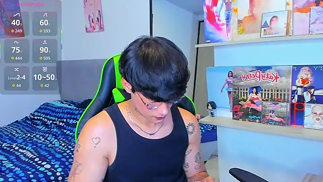 Snapshot of JayHotxxx chatting on 4, 3, 2026 JayHotxxx online show from 4, 3, 2026