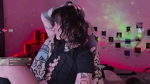 deadlysweet online show from 6, 11, 2025