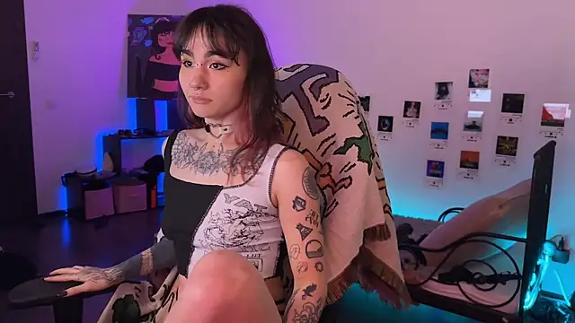 deadlysweet online show from 25, 5, 2026