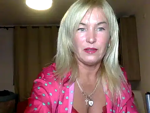 Snapshot of diana58 chatting on 25, 9, 2025 diana58 online show from 25, 9, 2025