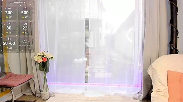 Snapshot of Selena_Reeves chatting on 13, 2, 2026 Selena Reeves online show from 13, 2, 2026