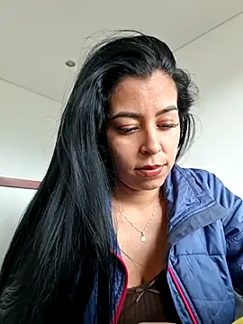 Emily Wane online show from 17, 6, 2026