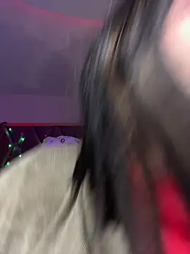 Snapshot of CharlotteMillers chatting on 28, 1, 2025 CharlotteMillers online show from 28, 1, 2025