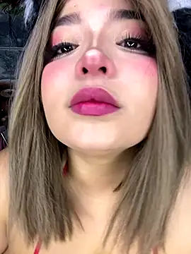 Snapshot of CharlotteMillers chatting on 4, 12, 2025 CharlotteMillers online show from 4, 12, 2025