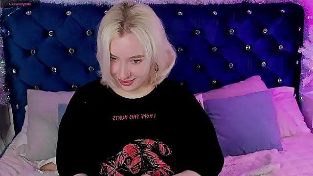 Snapshot of RachelCart chatting on 20, 12, 2024 RachelCart online show from 20, 12, 2024