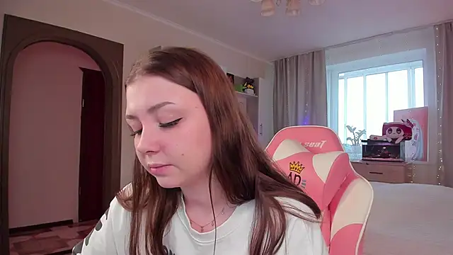 elisejays online show from 25, 1, 2025