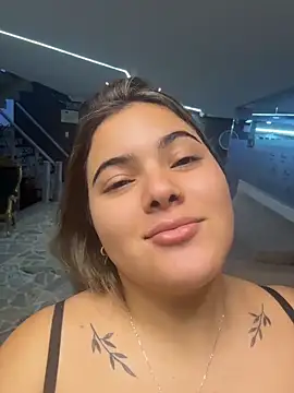 EVELIN MASON online show from 9, 6, 2026