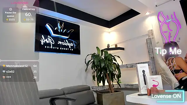 AnaRuiz online show from 17, 9, 2025