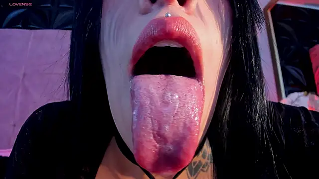 cattleya jensen  online show from 3, 2, 2025