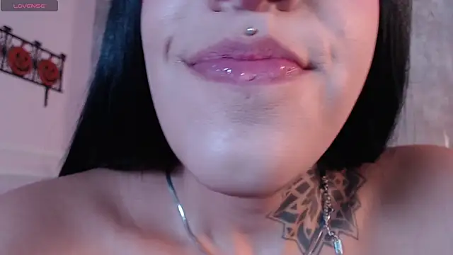 cattleya jensen  online show from 13, 10, 2025