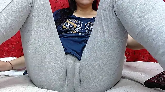 Snapshot of MELANIE_SEX69 chatting on 22, 10, 2025 MELANIE SEX69 online show from 22, 10, 2025
