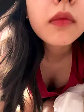 Snapshot of Minami_686 chatting on 6, 12, 2024 Minami 686 online show from 6, 12, 2024