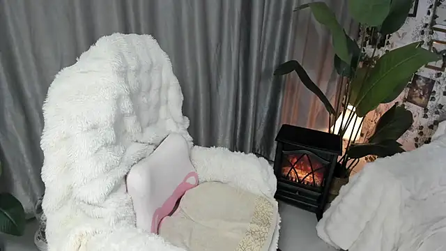 Snapshot of Minami_686 chatting on 20, 2, 2025 Minami 686 online show from 20, 2, 2025