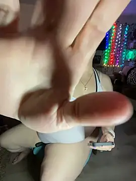 fatfabulous1981 online show from 19, 1, 2025