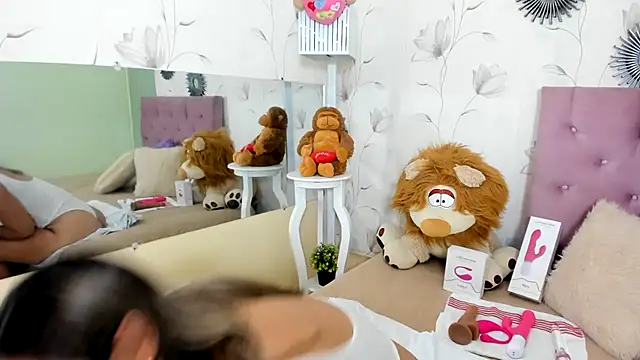 milf bigass  online show from 27, 2, 2025