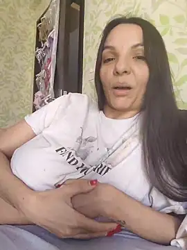 Snapshot of samilux5 chatting on 22, 9, 2025 samilux5 online show from 22, 9, 2025